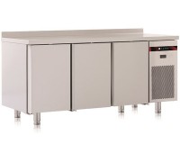 СТІЛ ХОЛОДИЛЬНИЙ TATRA TRC03TN 3-Х ДВЕРНІЙ