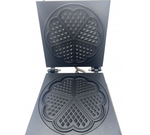 Вафельниця квітка GoodFood WB1FL