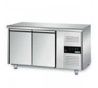 Холодильний стіл GGM GASTRO KTS147ND 1,36 x 0,7м