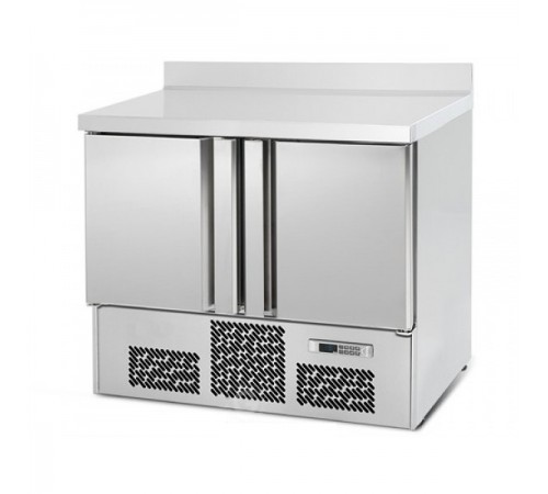 Холодильний стіл GGM Gastro KTI107M-0,9 x 0,7м