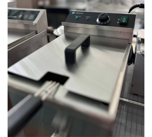 Фритюрниця індукційна Hurakan HKN-FDI8D