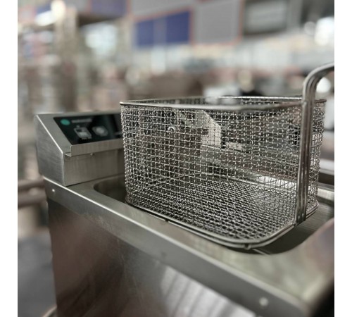 Фритюрниця індукційна Hurakan HKN-FDI8T