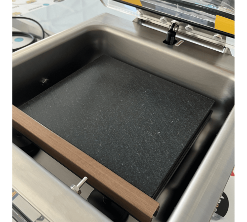 Вакуумний пакувальник Apach AVM 412