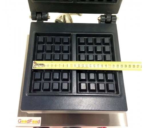 Вафельниця бельгійська квадратна з таймером GoodFood WB1SA