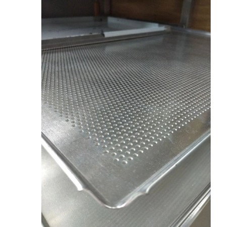 Деко алюмінієве Brillis 780х580х10 перфороване