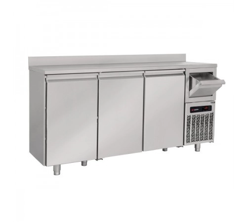 Холодильний стіл барний - 2,1 x 0,6 м BGKF216D