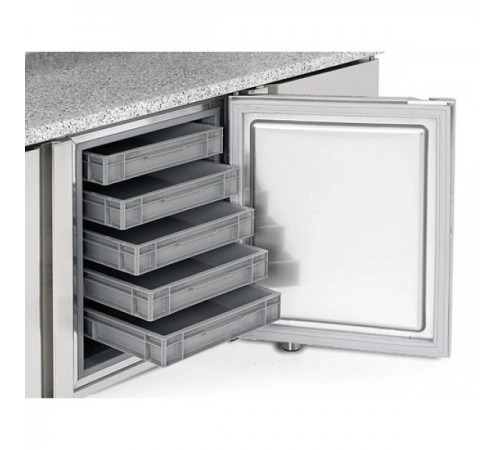 Холодильний стіл для випічки - 2,2 x 0,8 м BKGI228