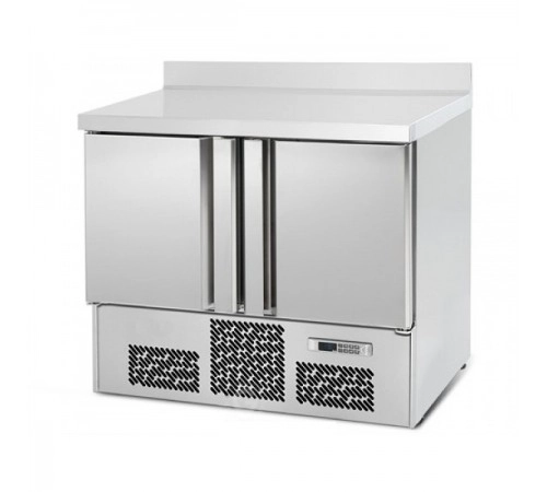 Холодильний стіл GGM Gastro KTI107M-0,9 x 0,7м