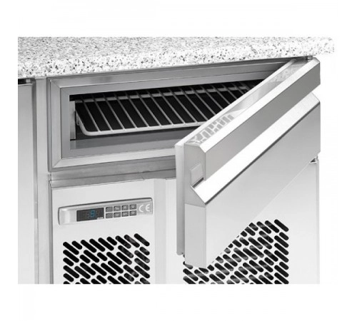 Холодильний стіл для піци - 1,7 x 0,8 м